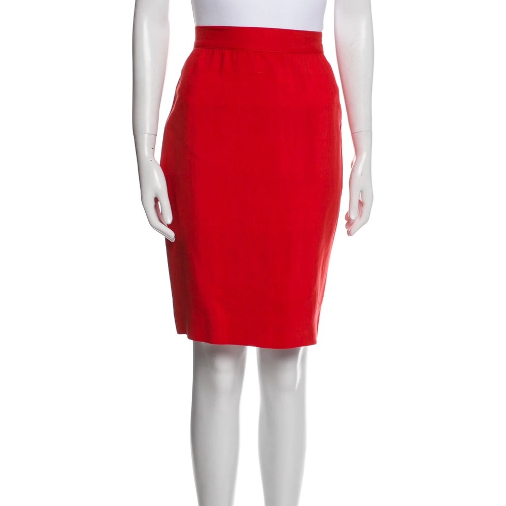 Donna Karan Knee-Length Red Skirt Size XL/14